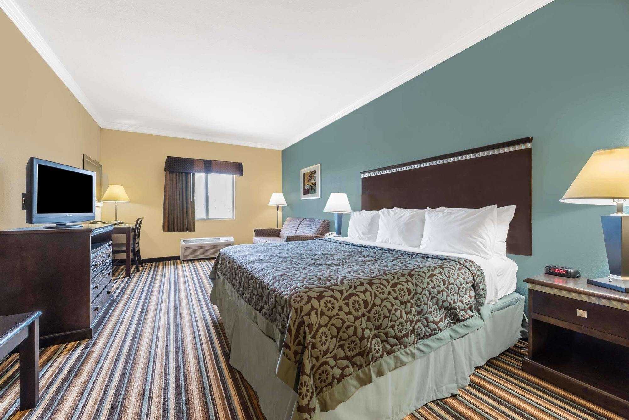 Days Inn By Wyndham Rockdale Texas Exterior photo